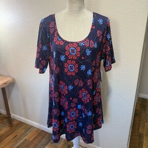 LuLaRoe - Perfect T - Red & Blue Geometric Short Sleeve Top - Size Large - NWT